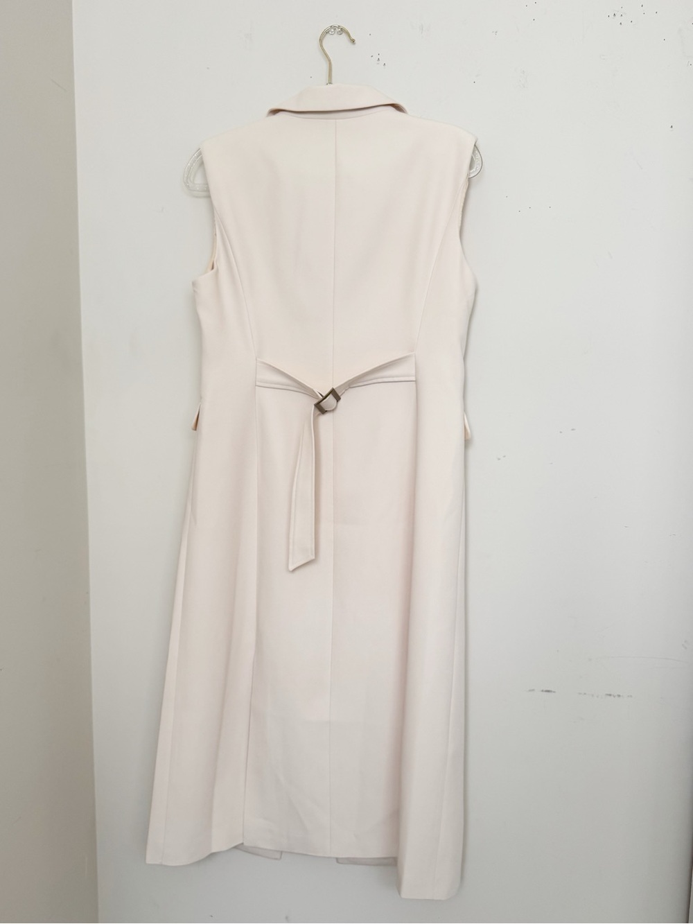 Crescent Cream Sleeveless Blazer Vest - Picture 10 of 11